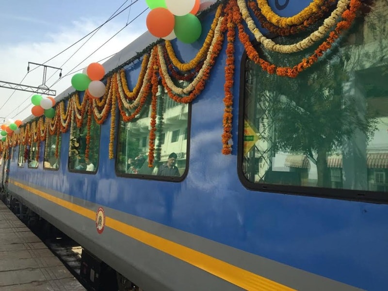 Gatimaan Express, Gatimaan Express speed, Gatimaan Express timings, Gatimaan Express images, Gatimaan Express packages, Gatimaan Express timetabnles, Gatimaan Express news, Gatimaan Express latest news, Gatimaan Express indian railways, indian railways