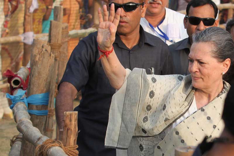 agustawestland, sonia gandi, congress party, subramanian swamy, agustawestland india, agustawestland helicopter, agustawestland scam