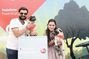 4G war: Vodafone Pug vs Airtel Girl