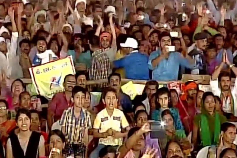 Pradhan Mantri Ujjwala Yojana, Ujjwala Yojana, Ujjwala Yojana scheme, Narendra Modi, Narendra Modi news, NDA ujjwala yojana,ujjwala scheme, NDA schemes, NDA schemes 2016, Pradhan Mantri Ujjwala Yojana news, Pradhan Mantri Ujjwala Yojana launch, Modi Pradhan Mantri Ujjwala Yojana, PMUY, Narendra Modi PMUY scheme, Pradhan Mantri Ujjwala Yojana explained, NDA govt, BJP, Arun Jaitley, india news, LPG connection, LPG schemes, Narendra Modi in Ballia, PM Modi in Balia, Narendra Modi ballia speech, Narendra Modi speech, Narendra Modi speech highlights