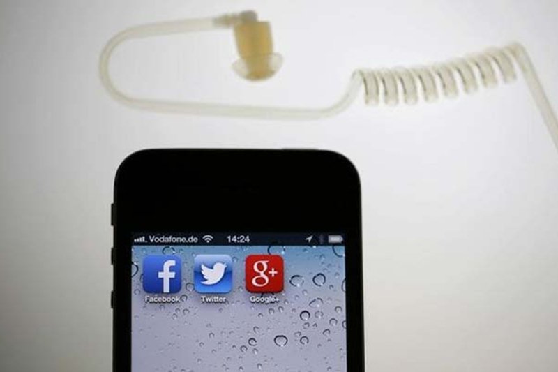 Apple iphone, Apple iphone battery, apple iphone battery life, facebook iphone battery