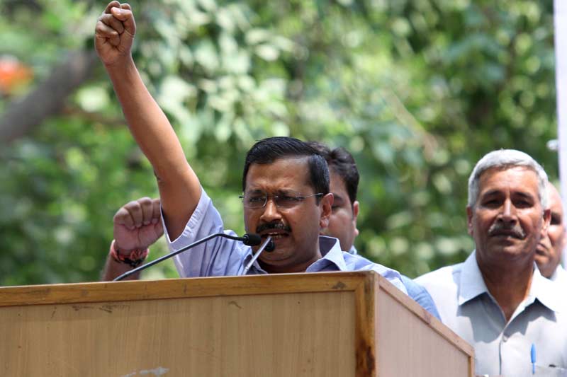 Arvind Kejriwal, narendra modi, sonia gandhi, agustawestland, agustawestland scam, aam aadmi party, kejriwal modi, modi sonia, bjp, congress, politics