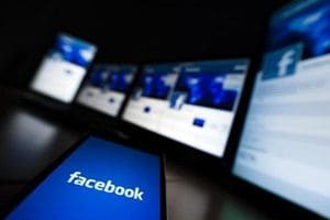 Notify, Facebook, social media, Bloomberg Business, CNN, The new york times