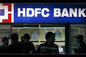 The lender said it plans to raise Rs 2,000 crore with an option to retain over-subscription of up to Rs 1,000 crore. The bonds, HDFC said, will bear a fixed coupon and will have a tenor of 3 years and 1 month. (Source: PTI)