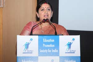Mobile app & portal with previous entrance exam papers & lectures for IIT aspirants soon: Smriti Irani