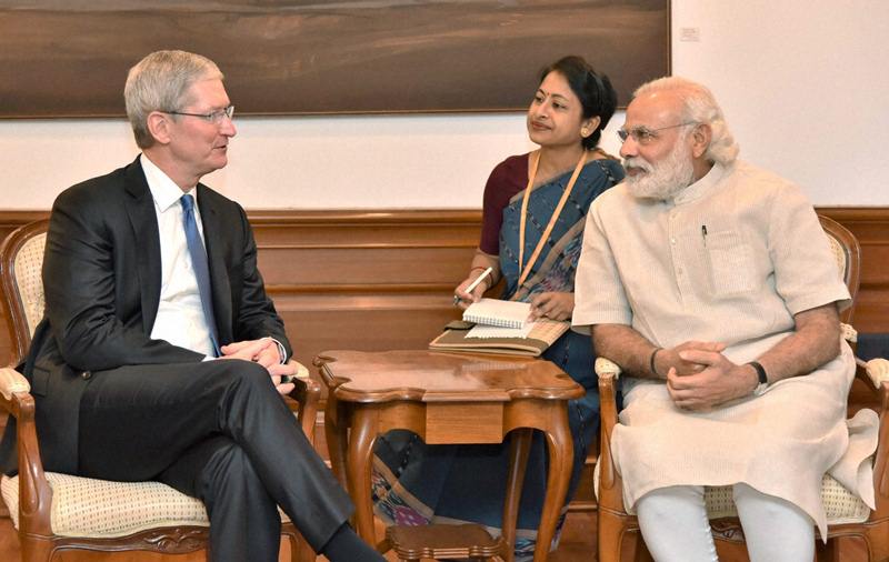 Prime Minister Narendra Modi on Saturday met Apple CEO Tim Cook at 7, Race Course Road and discussed various issues including Make in India and tapping the country’s young talent. The head of the US-based Apple, which makes iconic iPhones and Mac computers, has already announced during this trip setting of an app development centre in Bengaluru and one for maps in Hyderabad. Apple has just a 2 percent share of the smartphone market in India, one of the world’s fastest-growing smartphone markets. Here are six key takeaways from Tim Cook’s meeting with PM Modi: (PTI)