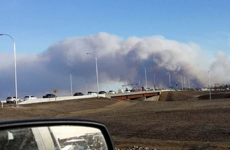 Canada, Canada wildfire, Canada wildfire 2016, Canada wildfire news, Alberta, Fort McMurray, mfire at alberta, fire at Fort McMurray