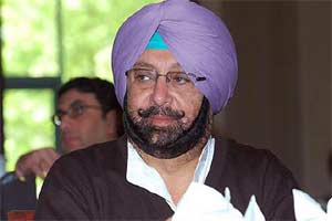 Asked if Rahul could take over this month itself, Amarinder said, "look, I do not know this. If Sonia wants to hand it over to Rahul ji, I think everybody will support".(PTI) Asked if Rahul could take over this month itself, Amarinder said, "look, I do not know this. If Sonia wants to hand it over to Rahul ji, I think everybody will support".(PTI)