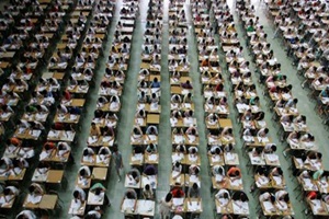It is believed that Chinese and a comprehensive test of liberal arts, rather than maths, will pose challenges to the robot, since questions in maths are objective with specific answers, while in the other test subjects, there are some subjective questions, such as the reading comprehension and essay-writing. (Reuters) It is believed that Chinese and a comprehensive test of liberal arts, rather than maths, will pose challenges to the robot, since questions in maths are objective with specific answers, while in the other test subjects, there are some subjective questions, such as the reading comprehension and essay-writing. (Reuters)