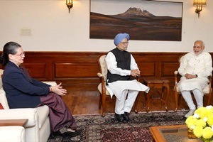 Sonia Gandhi (left), Manmohan Singh (center) and Narendra Modi (right). (Source: FE)