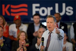 As per the excerpts of the interview released by the television news channel, although Kasich has been critical of Trump's rhetoric and many of his proposals on the campaign trail, the real estate mogul insisted that he has "a very good relationship with John". 
(Reuters)