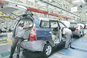 Japanese car maker Toyota Motor Corp has put on fast track mode the development of a new petrol engine for its just launched multipurpose vehicle Innova Crysta.