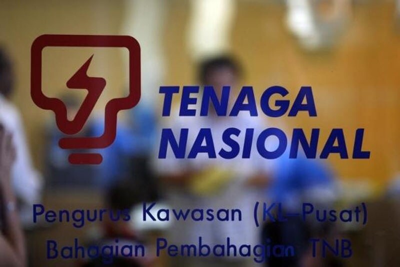 Malaysia’s largest power utility Tenaga to buy debt laden GMR Energy assets: Debt-laden GMR Infrastructure on Monday said that Tenaga Nasional, the largest power utility in Malaysia, has agreed to invest $300 million (approximately Rs 2,000 crore) for a 30% stake in selected generation assets of its subsidiary company GMR Energy (GEL). The proceeds from the stake sale would be used for repayment of corporate debt, the company added.With this deal, GMR Infra would be able to reduce it corporate debt to Rs 4,300 crore from the current Rs 6,300 crore. “This would lead to a reduction in GMR Infra’s consolidated corporate debt and will result in a stronger balance sheet,” the statement said.(Reuters)