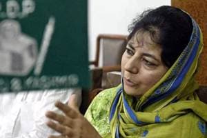 Mehboaba Mufti said banks need to focus on priority sector lending in the state, particularly targeting tourism, handicraft, handloom, agriculture and allied segments, which have a huge potential to generate avenues of employment for youth. (Reuters)