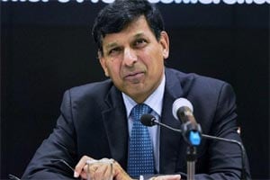 ramnath goenka lecture, ramnath goenka lecture in new delhi, raghuram rajan, rbi governor, indian economy, npa, bad loan, reserve bank of india