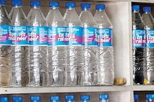 After going through the reports, the bench sought Solicitor General Ranjit Kumar’s assistance while observing that ordering the vendors to sell only ‘Rail Neer’ could mean “double jeopardy”, since consumers may seek their prosecution over unsafe water. (PTI)