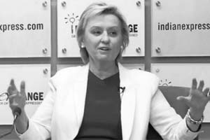 Between 1984 and 2001, she was editor-in-chief of Vanity Fair, The New Yorker and Talk, and later Newsweek in 2011. Between 1984 and 2001, she was editor-in-chief of Vanity Fair, The New Yorker and Talk, and later Newsweek in 2011.