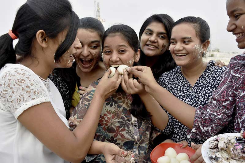 UPSC, UPSC Result, UPSC Final result, UPSC Final result 2016, UPSC Toppers, UPSC Toppers list, UPSC Civil Services Examination, UPSC Civil Services Examination Toppers, Civil Services Examination 2015, Civil Services Exam 2015, Civil Services Exam 2015 result, Tina Dabi, Athar Aamir Ul Shafi Khan, IAS exam 2015 result, IAS result, Civil Sevices final result