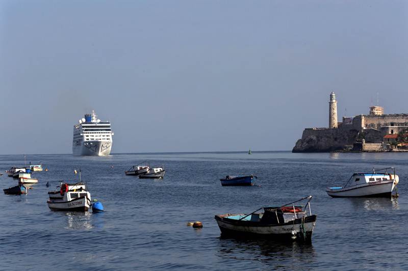 us cruise ship, barack obama, raul castro, cuba, us cuba relations, us cuba embargo, us cuba history, us cuba embargo obama, obama cuba visit