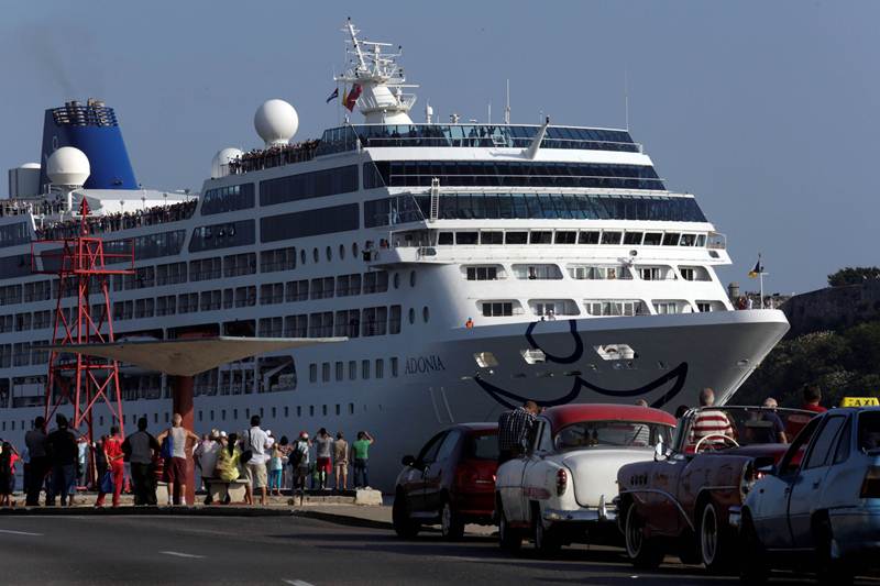 us cruise ship, barack obama, raul castro, cuba, us cuba relations, us cuba embargo, us cuba history, us cuba embargo obama, obama cuba visit