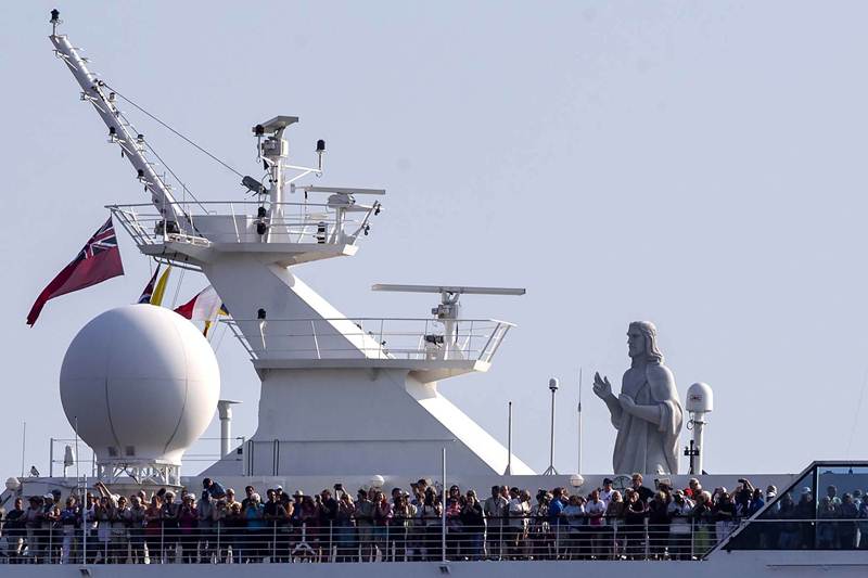us cruise ship, barack obama, raul castro, cuba, us cuba relations, us cuba embargo, us cuba history, us cuba embargo obama, obama cuba visit