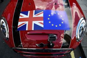 Brexit: An FE analysis reveals that until Friday, the UK accounted for over a third or close to $1.1 billion of the
total FPI flows into India so far in 2016. Not that other emerging markets (EMs) managed to escape unscathed. (Reuters) Brexit: An FE analysis reveals that until Friday, the UK accounted for over a third or close to $1.1 billion of the
total FPI flows into India so far in 2016. Not that other emerging markets (EMs) managed to escape unscathed. (Reuters)