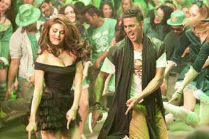 housefull 3, housefull 3 collection, housefull 3 review, housefull 3 1st day collection, housefull 3 box office prediction, housefull 3 box office report, housefull 3 box office collection, akshay kumar, akshay kumar movie box office collection