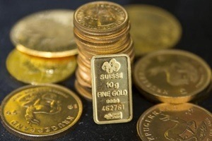 Gold delivered double-digit percentage gains in sterling terms on Friday, topping 1,000 pounds an ounce for the first time in over three years, and soared as much as 8 percent in dollars. (Reuters) Gold delivered double-digit percentage gains in sterling terms on Friday, topping 1,000 pounds an ounce for the first time in over three years, and soared as much as 8 percent in dollars. (Reuters)