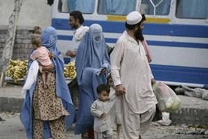 The term Muhajir is used to describe the Urdu-speaking immigrants who left India in 1947 and came to Pakistan. A large chunk of them settled in the Sindh province.
The term Muhajir is used to describe the Urdu-speaking immigrants who left India in 1947 and came to Pakistan. A large chunk of them settled in the Sindh province.