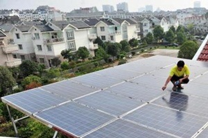 "The recent KERC regulations pose a challenge to wind and solar energy generation entities in Karnataka due to the variable and intermittent nature of generation from these sources and the limited track record and experience of the Indian renewable energy (RE) players in forecasting with the required accuracy (+/-15%)," ICRA Senior Vice President Sabyasachi Majumdar said in a press release. (Reuters)