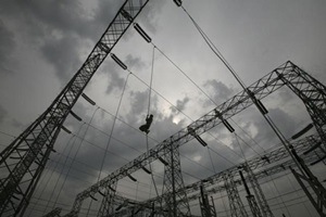 The 4000-MW Sasan UMPP in Madhya Pradesh is an integrated power plant-cum-coal mining project at a single location, involving an invest-ment of over Rs 27,000 crore (Reuters)