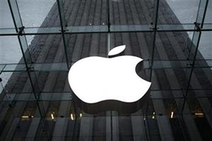 Apple sells more iPhones than expected in third quarter