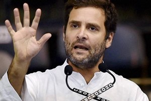 The Congress leader reached Mirzapur on the seventh day of his ongoing 'Kisan Yatra' which began at Deoria and will end in New Delhi.