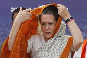 Sources said during the meeting chaired by the Congress president Sonia Gandhi, top party leaders were of the view that implementation of demonetisation move along with its alleged leakage to BJP should be questioned in both houses of Parliament. (Reuters) Sources said during the meeting chaired by the Congress president Sonia Gandhi, top party leaders were of the view that implementation of demonetisation move along with its alleged leakage to BJP should be questioned in both houses of Parliament. (Reuters)