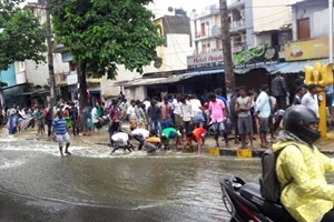 gurgaon, Bengaluru rains, Bengaluru rains traffic, Bengaluru traffic, gurgaon traffic gurgaon, Bengaluru rains, Bengaluru rains traffic, Bengaluru traffic, gurgaon traffic