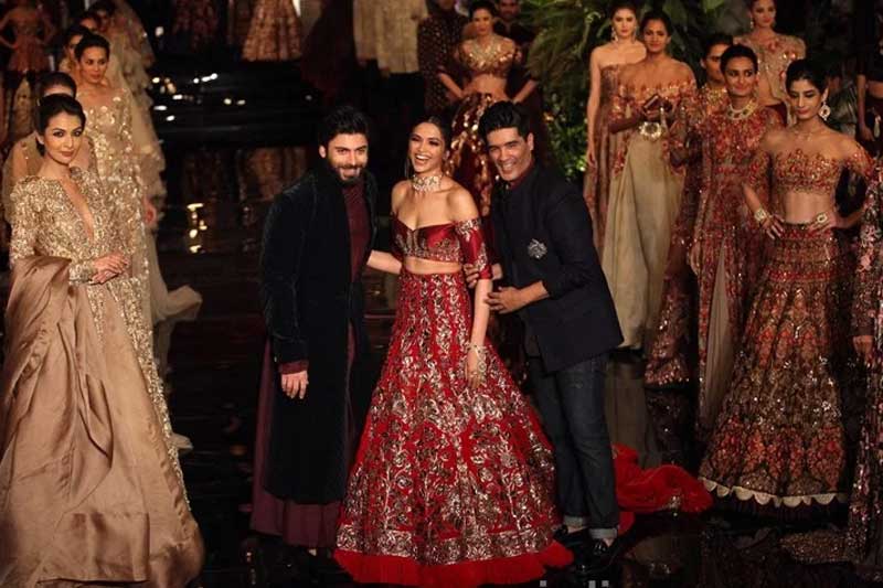 deepika padukone, Fawad Khan, manish malhotra, deepika padukone ramp walk, deepika padukone manish malhotra exhibition, India Couture Week 2016