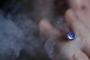 Designed to look like cigarettes, e-cigarettes are battery-powered device that vaporise liquids - which often contain nicotine. (Reuters)