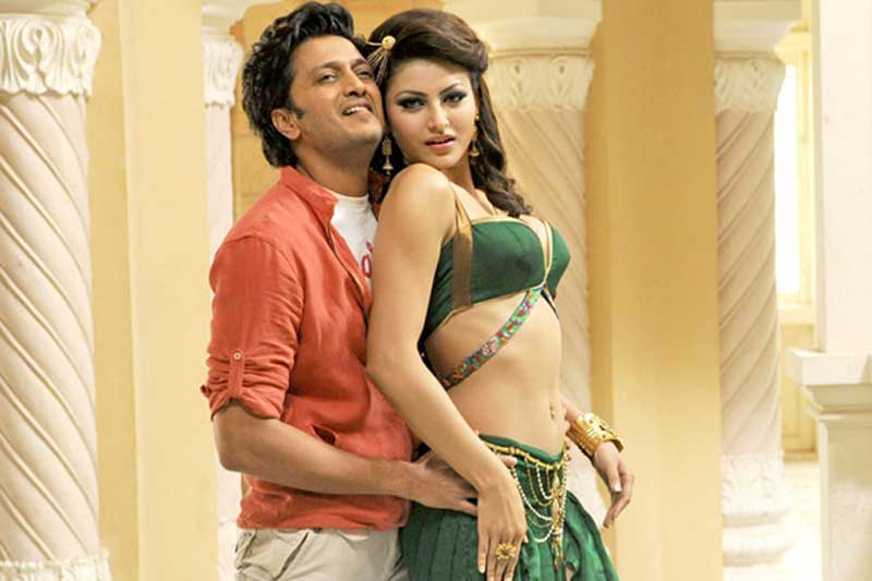 Great Grand Masti, Great Grand Masti review, Great Grand Masti movie, Great Grand Masti movie review, Great Grand Masti film review, Great Grand Masti film, riteish deshmukh, riteish deshmukh great grand masti, vivek oberoi, vivek oberoi Great Grand Masti, urvashi rautela, riteish deshmukh movie, urvashi rautela movie, movie review, latest movie review, hindi movie review, bollywood, entertainment, financial express