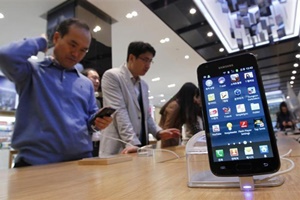 Gorilla Glass first started showing up in consumer electronics devices in 2007. (Reuters) Gorilla Glass first started showing up in consumer electronics devices in 2007. (Reuters)