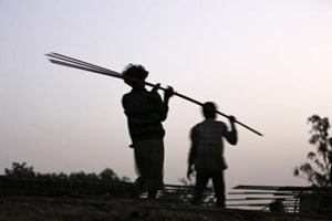 The Jan-Dhan seeks to demolish the barrier that exists in accessing the organised channels of finance by opening hassle free accounts for the poor. (Reuters)