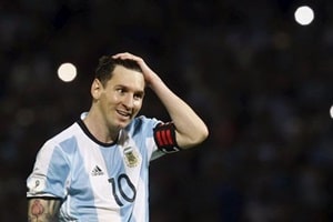 According to Barcelona newspaper Mundo Deportivo, Messi is set to start Saturday's La Liga fixture with Deportivo at the Nou Camp on the bench with a view to coming on in the second half. (Reuters)