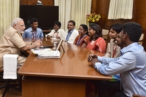 Narendra Modi Sathyabamasat, Narendra Modi meets Sathyabamasat students, Sathyabama University, Sathyabamasat ISRO