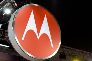 The USP of the Moto e3 Power is the 3500 mAh battery which comes with fast-charging support; Motorola promises 5 hours of battery life with just 15 minutes of charge.