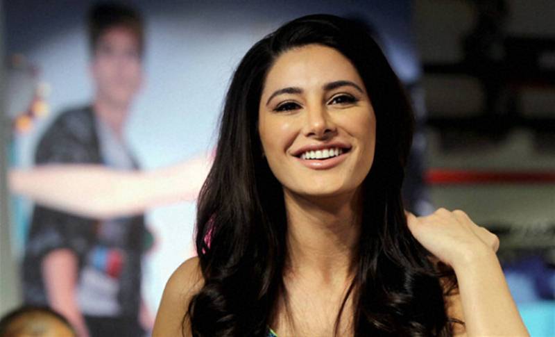 nargis fakhri dishoom, nargis dishoom cameo, dishoom varun dhawan