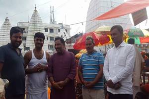 While his family maintained that they are clueless about his whereabouts, recent pictures have emerged that claim that Singh was last seen at Deoghar temple of Jharkhand on July 24. (ANI)