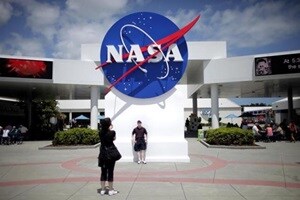 NASA scientists said it is more significant that global temperature and Arctic sea ice are continuing their decades-long trends of change. (Reuters)