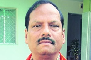 Jharkhand CM urges Prabhu to speed up state’s rail projects