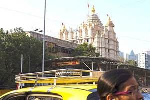 Normally the donation for Siddhivinayak Temple is around Rs.30 to Rs.40 lakhs per week, but post demonetisation, it has reportedly increased to Rs.60 lakhs per week. (Reuters)