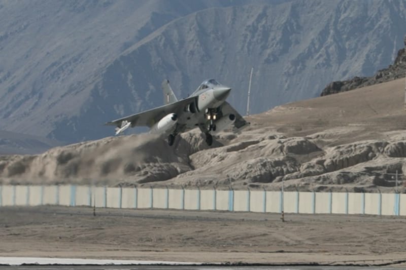 Tejas, squadron of Tejas, squadron of HAL Tejas, Tejas squadron, Tejas squadron by IAF