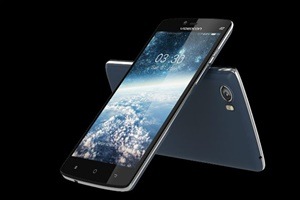 The phone comes with a 6-months free subscription of Eros Now. (Source: IE)